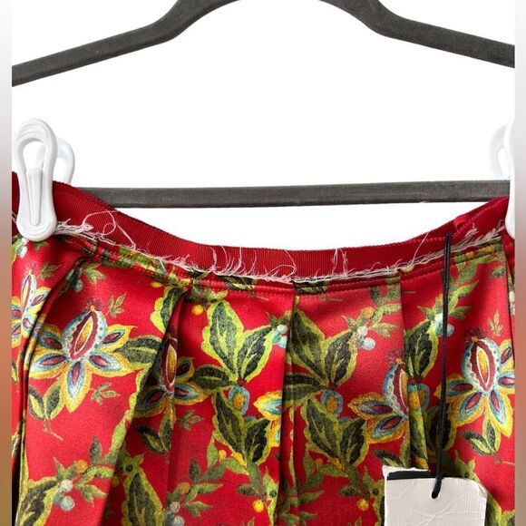 Gucci Pleated Midi Skirt Hibiscus Red Floral - Picture 6 of 8